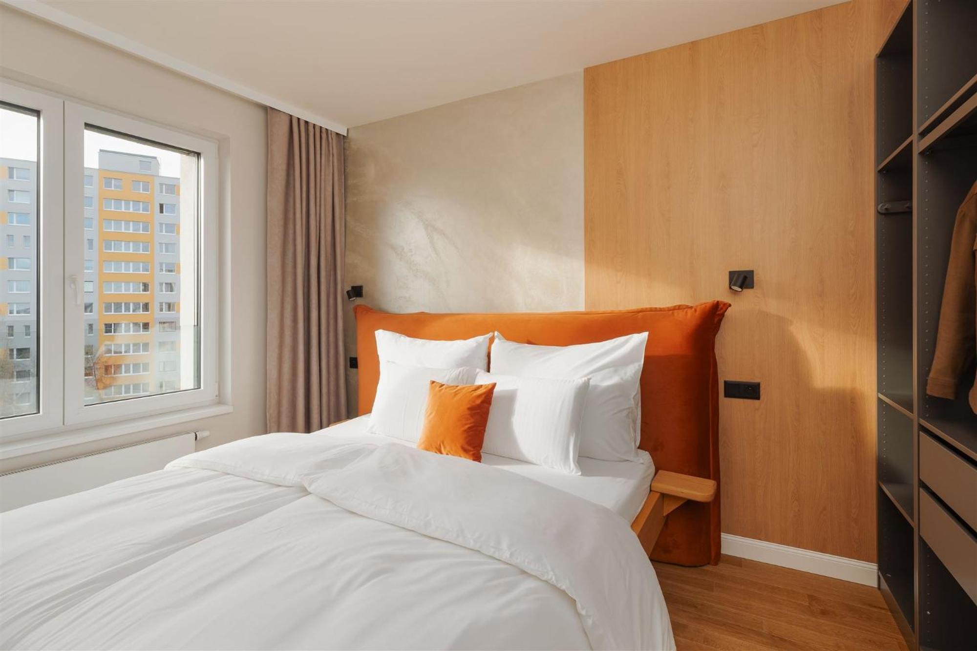 Apartmán Luxury Sunny Home - Free Garage, Metro, Balcony, Ps5, 2Nd Parking On Request